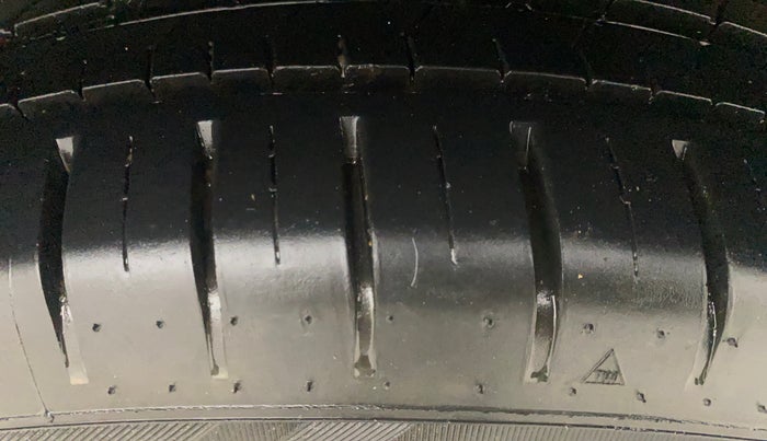 2022 Maruti Baleno ALPHA PETROL 1.2, Petrol, Manual, 9,599 km, Left Rear Tyre Tread