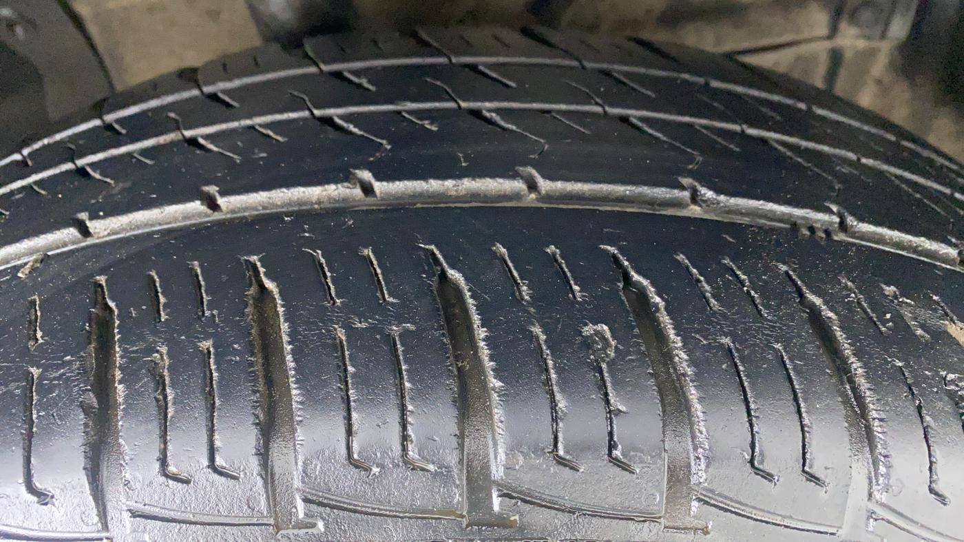 2018 Maruti Vitara Brezza VDI OPT, Diesel, Manual, 58,746 km, Right Front Tyre Tread