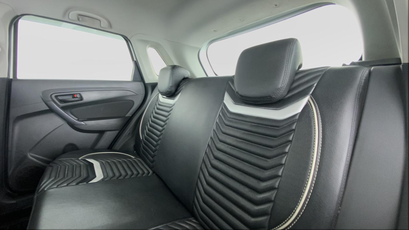 2018 Maruti Vitara Brezza VDI OPT, Diesel, Manual, 58,746 km, Right Side Rear Door Cabin