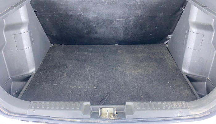 2018 Maruti Vitara Brezza VDI OPT, Diesel, Manual, 58,746 km, Boot Inside