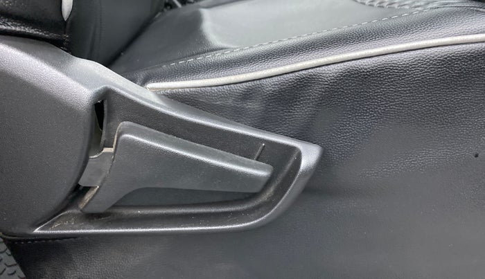 2022 Maruti S PRESSO VXI+, Petrol, Manual, 14,213 km, Driver Side Adjustment Panel