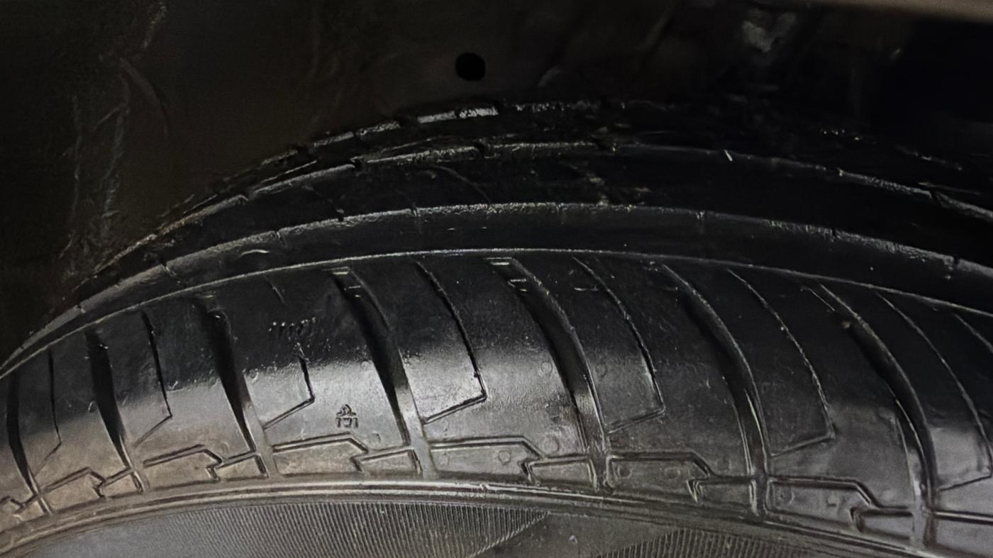 2022 Honda Amaze 1.2L I-VTEC VX CVT, Petrol, Automatic, 77,644 km, Right Front Tyre Tread