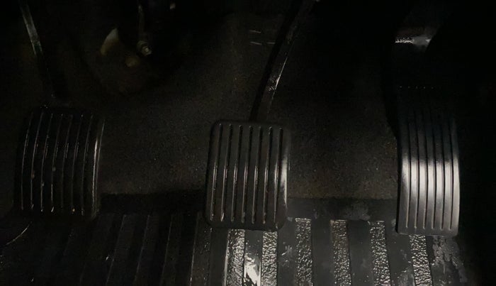 2016 Hyundai Grand i10 MAGNA 1.2 KAPPA VTVT, Petrol, Manual, 1,02,687 km, Pedals