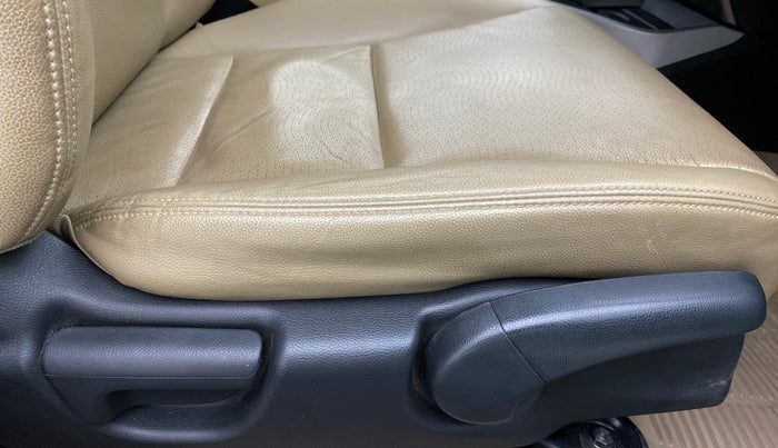 2016 Honda City VX CVT PETROL, Petrol, Automatic, 64,482 km, Driver Side Adjustment Panel
