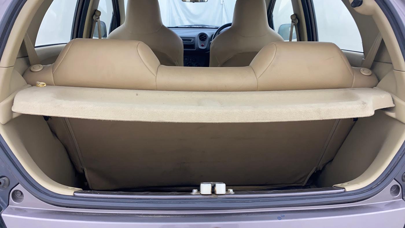 2015 Honda Brio E MT, Petrol, Manual, 69,450 km, Boot Inside