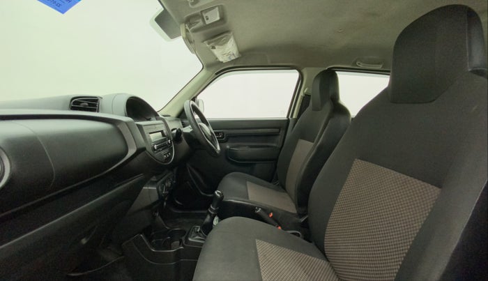 2020 Maruti S PRESSO VXI CNG, CNG, Manual, 64,311 km, Right Side Front Door Cabin