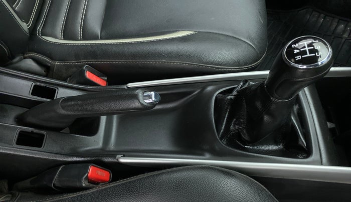 2018 Maruti Baleno DELTA 1.2 K12, CNG, Manual, 1,32,712 km, Gear Lever