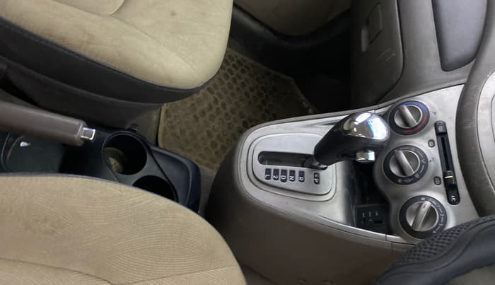 2013 Hyundai i10 SPORTZ 1.2 AT, Petrol, Automatic, 51,534 km, Gear Lever