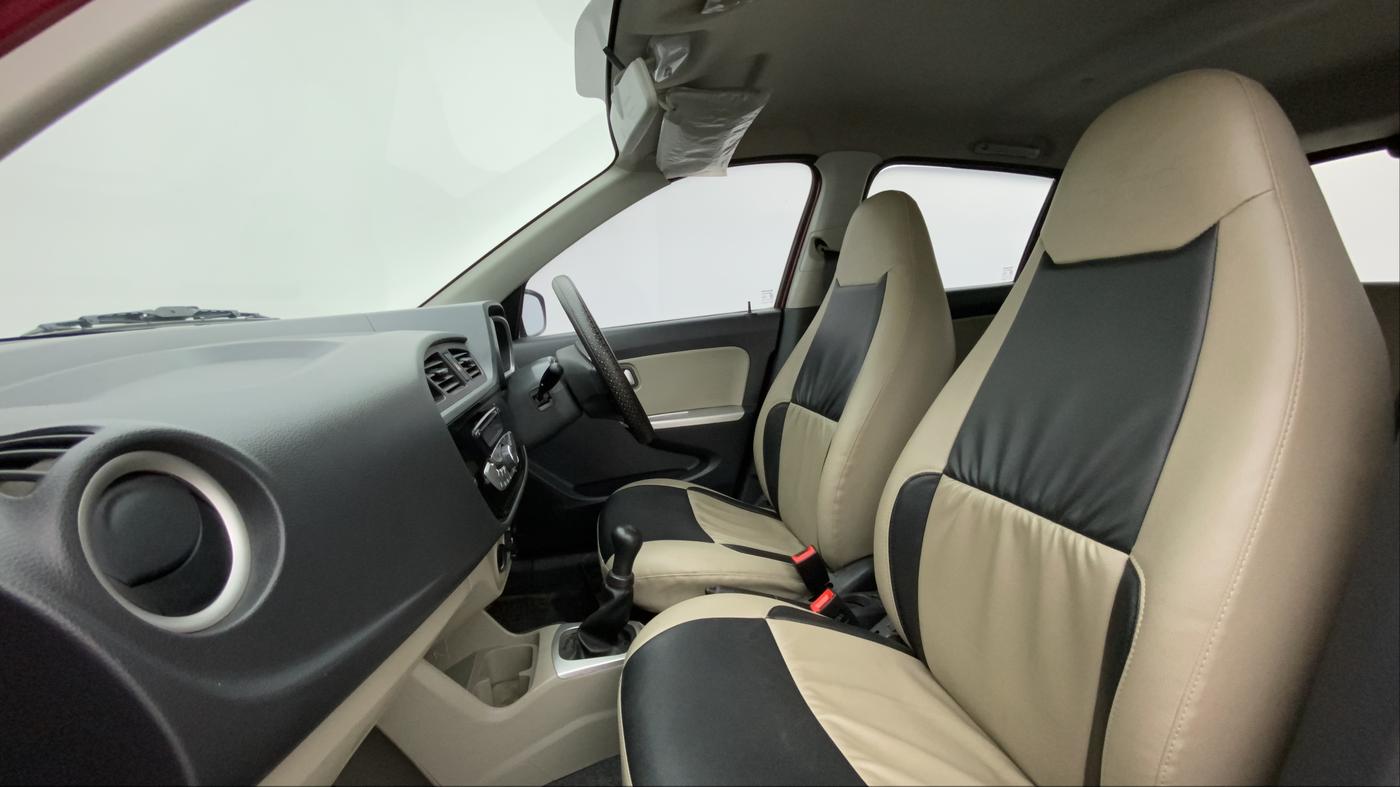 2017 Maruti Alto K10 VXI, Petrol, Manual, 17,167 km, Right Side Front Door Cabin