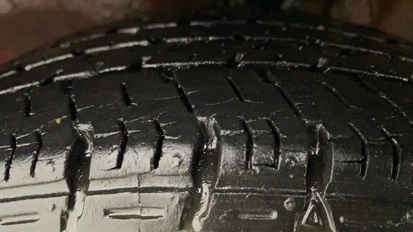 2017 Maruti Alto K10 VXI, Petrol, Manual, 17,167 km, Left Front Tyre Tread