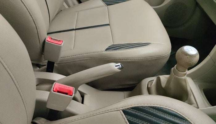 2015 Maruti Swift Dzire VXI, Petrol, Manual, 51,714 km, Gear Lever