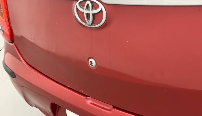 2011 Toyota Etios Liva V, Petrol, Manual, 27,013 km, Dicky (Boot door) - Slightly dented