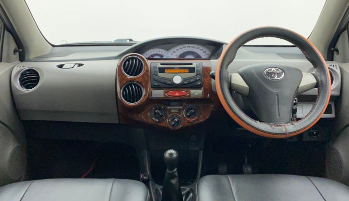 2011 Toyota Etios Liva V, Petrol, Manual, 27,013 km, Dashboard