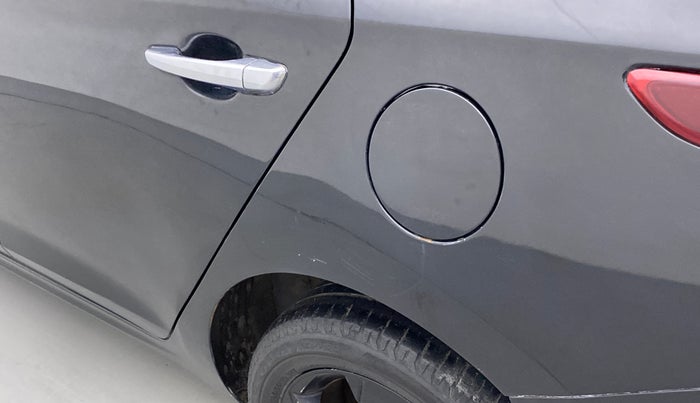 2020 Hyundai Verna SX 1.5 CRDI AT, Diesel, Automatic, 45,062 km, Left quarter panel - Minor scratches