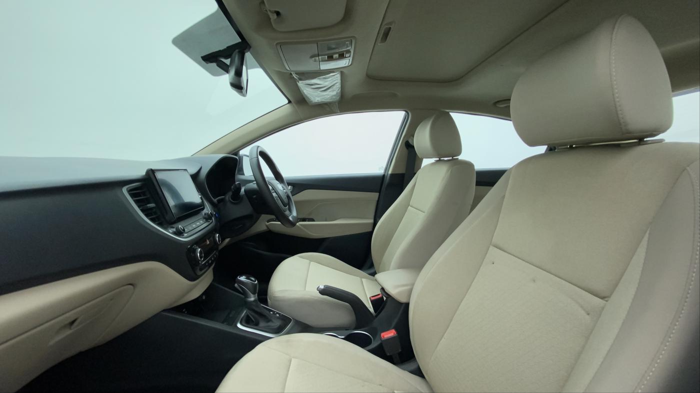 2020 Hyundai Verna SX 1.5 CRDI AT, Diesel, Automatic, 45,062 km, Right Side Front Door Cabin