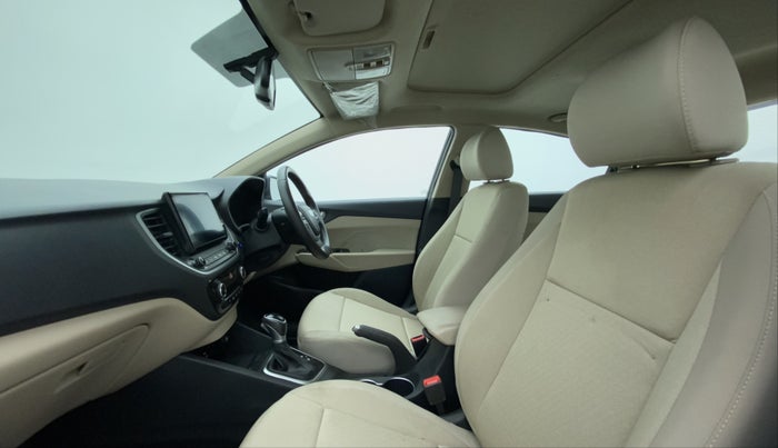 2020 Hyundai Verna SX 1.5 CRDI AT, Diesel, Automatic, 45,062 km, Right Side Front Door Cabin