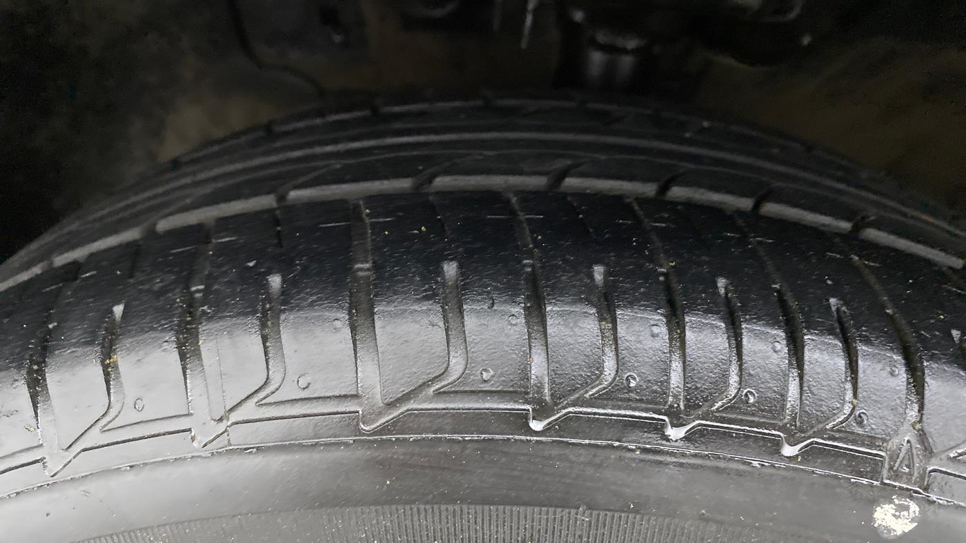 2020 Hyundai Verna SX 1.5 CRDI AT, Diesel, Automatic, 45,062 km, Left Front Tyre Tread