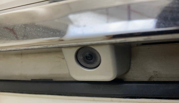 2017 Hyundai Verna 1.6 VTVT SX (O), Petrol, Manual, 74,214 km, Parking Camera