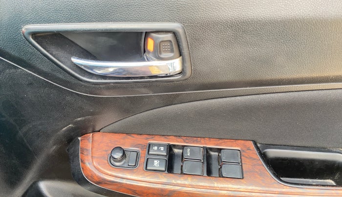 2018 Maruti Swift ZXI PLUS, Petrol, Manual, 87,992 km, Driver Side Door Panels Control