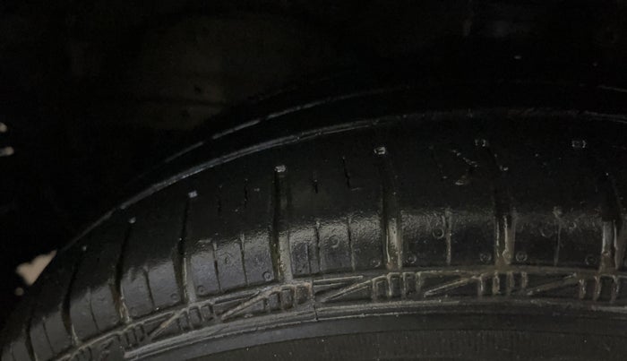 2019 Maruti New Wagon-R ZXI 1.2 AMT, Petrol, Automatic, 41,226 km, Left Front Tyre Tread