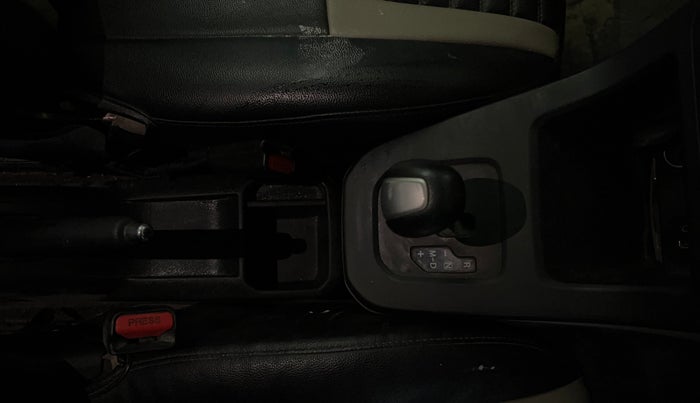 2019 Maruti New Wagon-R ZXI 1.2 AMT, Petrol, Automatic, 41,226 km, Gear Lever