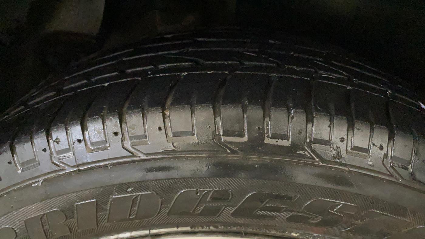 2016 Hyundai Creta SX PLUS AT 1.6 PETROL, Petrol, Automatic, 74,097 km, Right Rear Tyre Tread
