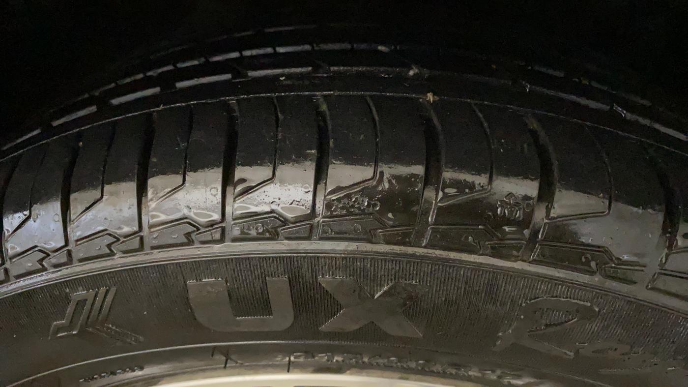 2016 Hyundai Creta SX PLUS AT 1.6 PETROL, Petrol, Automatic, 74,097 km, Right Front Tyre Tread