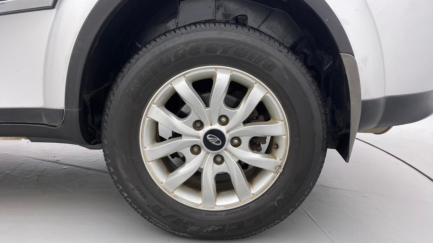 2016 Mahindra XUV500 W8 FWD AT, Diesel, Automatic, 69,471 km, Left Rear Wheel