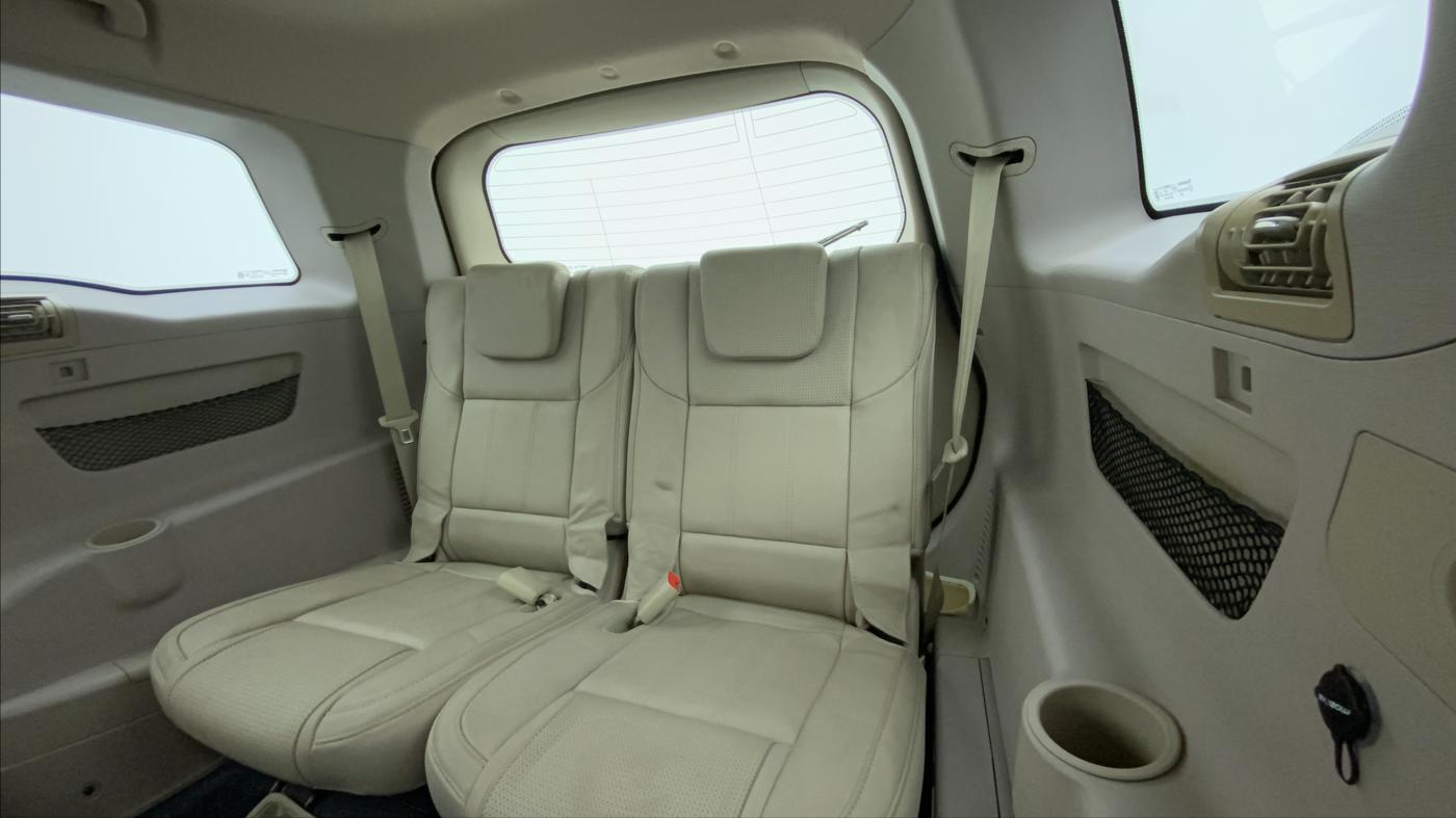 2016 Mahindra XUV500 W8 FWD AT, Diesel, Automatic, 69,471 km, Third Seat Row ( optional )