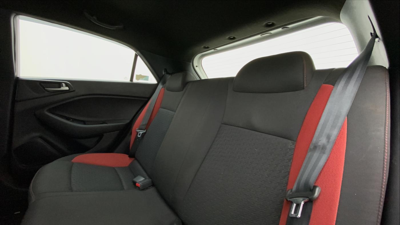 2018 Hyundai i20 Active 1.2 S, Petrol, Manual, 20,834 km, Right Side Rear Door Cabin
