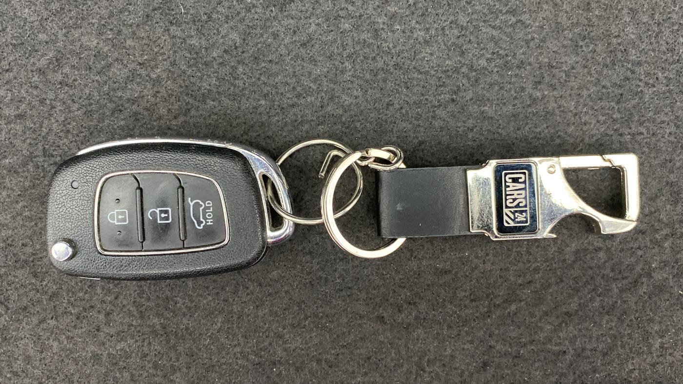 2018 Hyundai i20 Active 1.2 S, Petrol, Manual, 20,834 km, Key Close Up