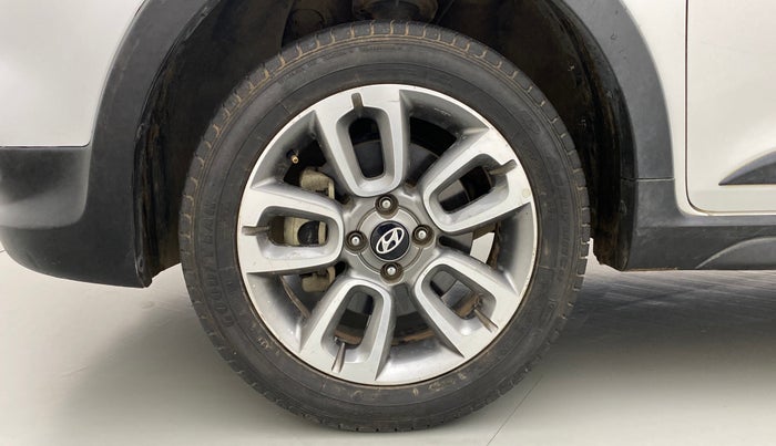 2018 Hyundai i20 Active 1.2 S, Petrol, Manual, 20,834 km, Left Front Wheel