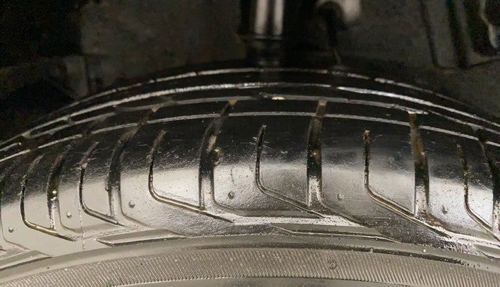 2021 Tata NEXON XM PETROL, Petrol, Manual, 65,898 km, Right Rear Tyre Tread