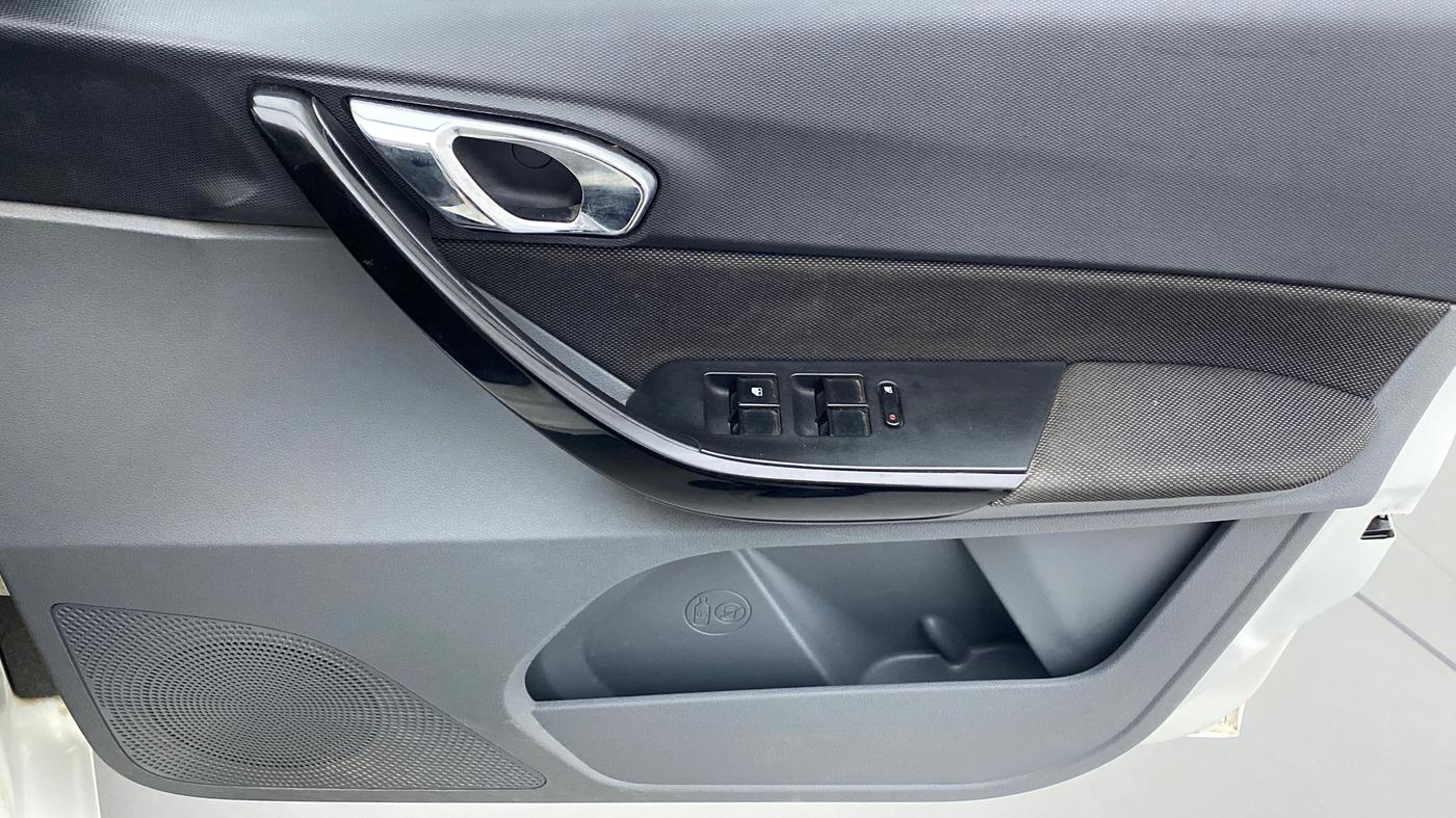 2019 Tata TIGOR XZA PLUS PETROL, Petrol, Automatic, 64,071 km, Driver Side Door Panels Control