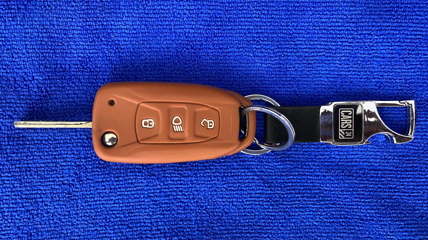 2019 Tata TIGOR XZA PLUS PETROL, Petrol, Automatic, 64,071 km, Key Close Up