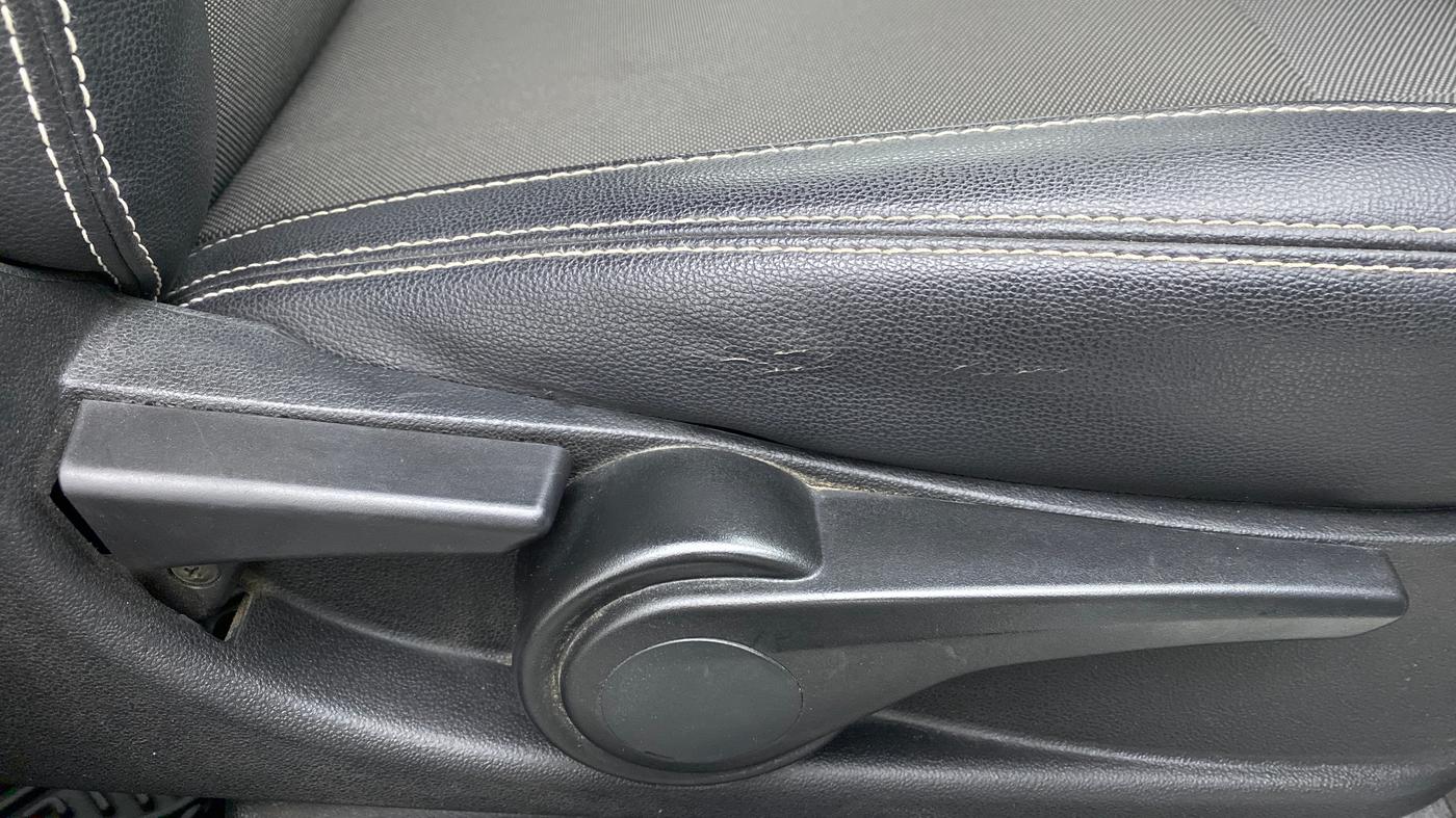2019 Tata TIGOR XZA PLUS PETROL, Petrol, Automatic, 64,071 km, Driver Side Adjustment Panel