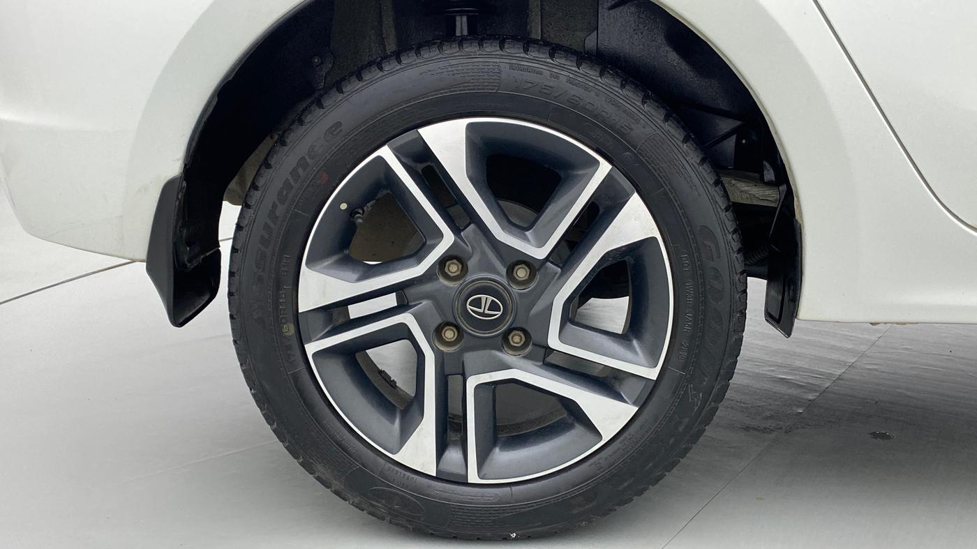 2019 Tata TIGOR XZA PLUS PETROL, Petrol, Automatic, 64,071 km, Right Rear Wheel
