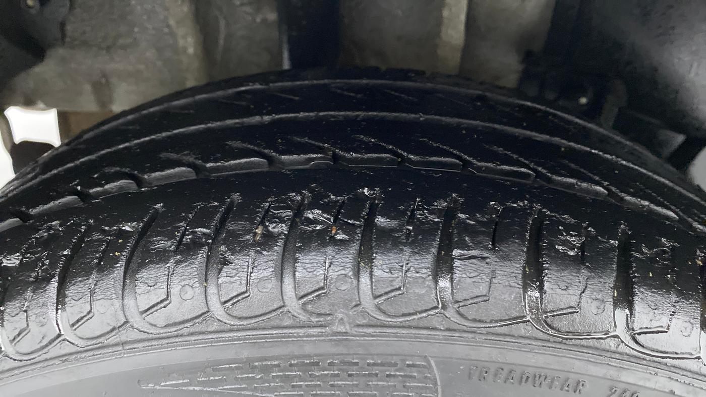 2019 Tata TIGOR XZA PLUS PETROL, Petrol, Automatic, 64,071 km, Right Rear Tyre Tread