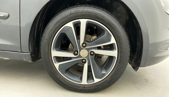 2020 Tata ALTROZ XZ 1.2, Petrol, Manual, 24,268 km, Right Front Wheel