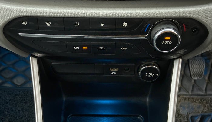 2020 Tata ALTROZ XZ 1.2, Petrol, Manual, 24,268 km, Automatic Climate Control