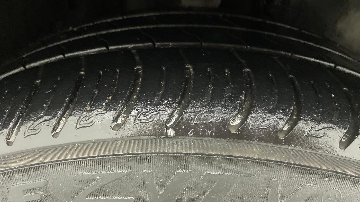 2020 Tata ALTROZ XZ 1.2, Petrol, Manual, 24,268 km, Right Front Tyre Tread