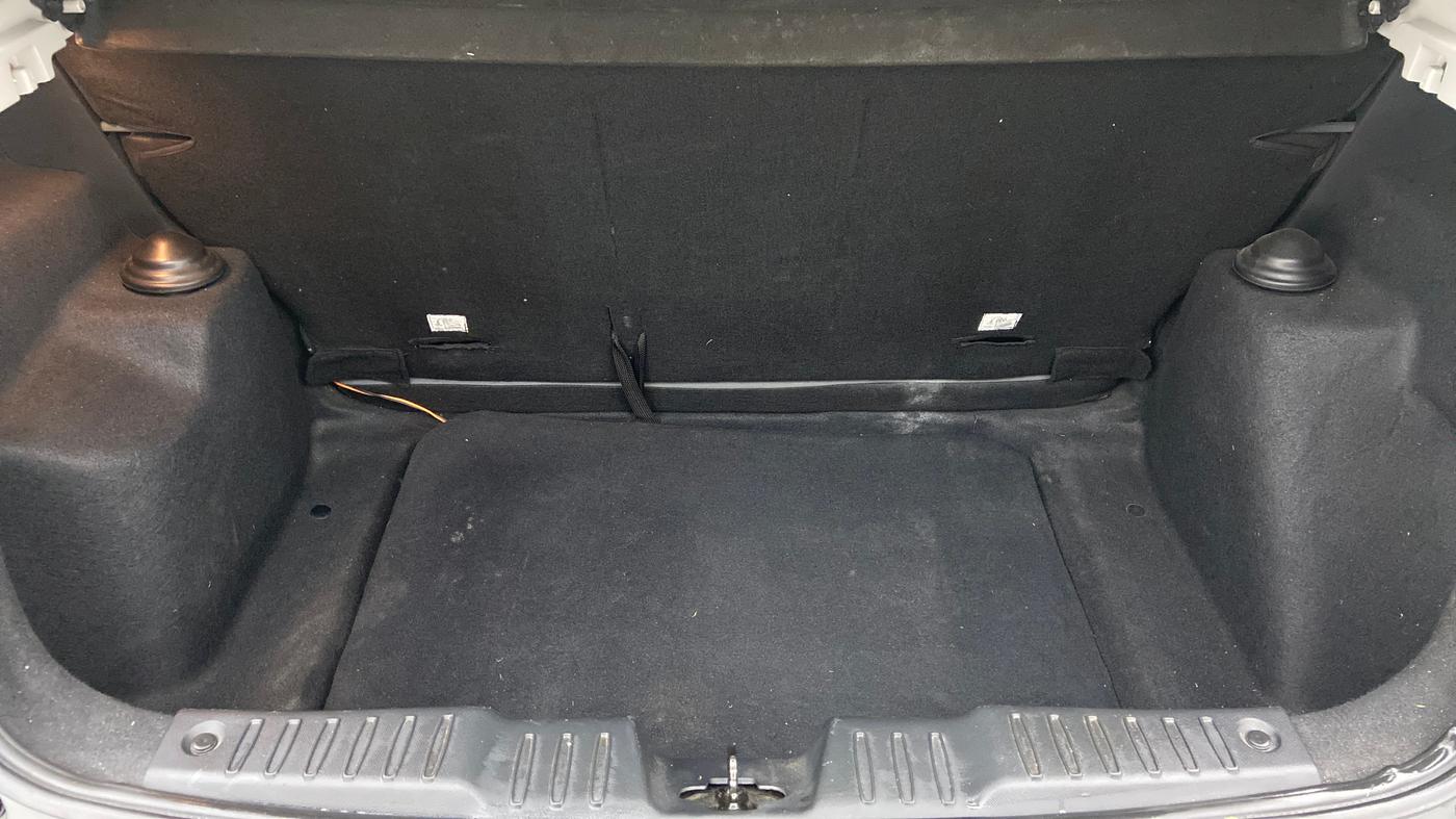 2020 Tata ALTROZ XZ 1.2, Petrol, Manual, 24,268 km, Boot Inside