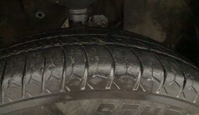 2022 Maruti New Wagon-R LXI CNG 1.0, CNG, Manual, 1,30,130 km, Right Front Tyre Tread