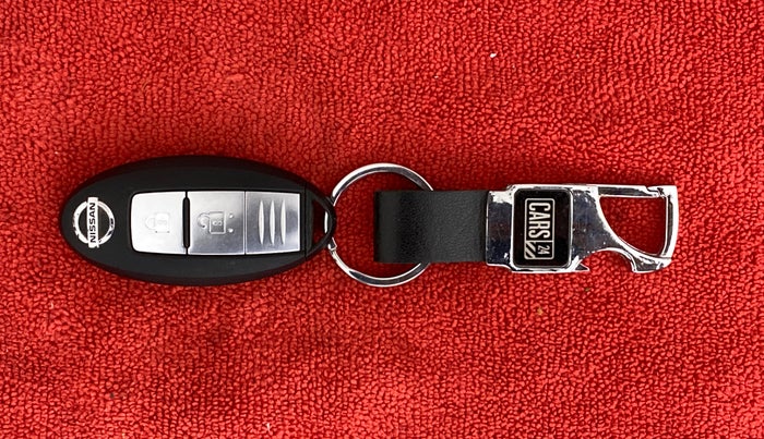 2017 Nissan Micra XV CVT, Petrol, Automatic, 26,504 km, Key Close Up