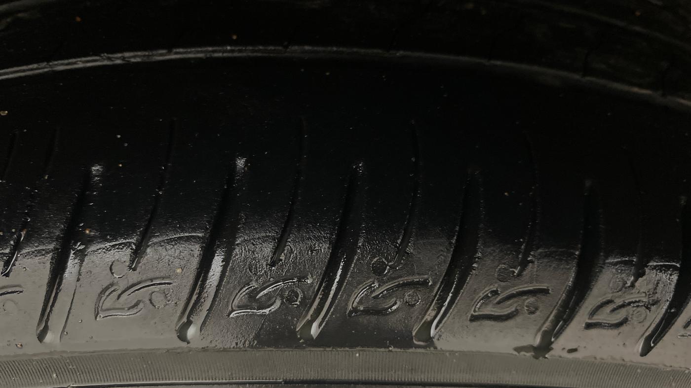 2021 KIA SONET HTX 1.0 IMT, Petrol, Manual, 43,150 km, Right Rear Tyre Tread