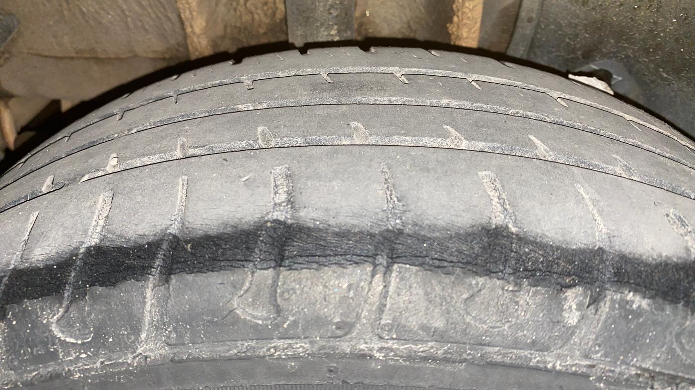 2018 Tata Tiago XZA PETROL, Petrol, Automatic, 66,637 km, Right Rear Tyre Tread