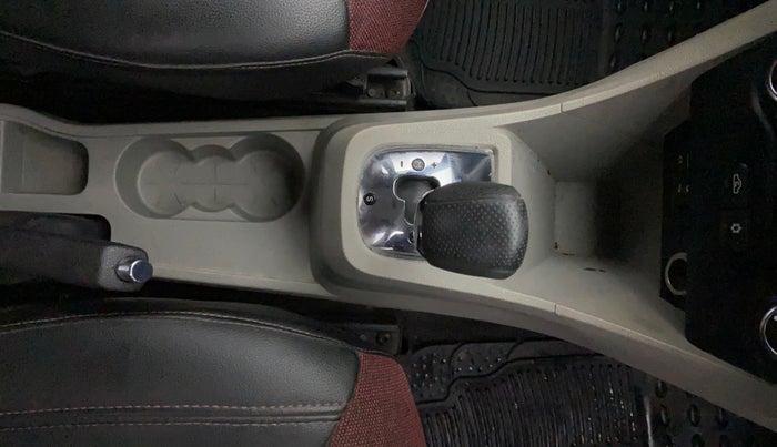 2018 Tata Tiago XZA PETROL, Petrol, Automatic, 66,608 km, Gear Lever