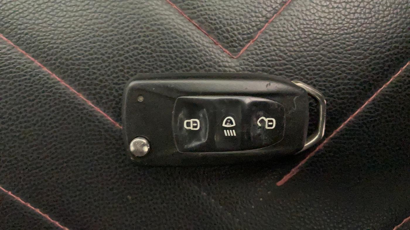 2018 Tata Tiago XZA PETROL, Petrol, Automatic, 66,637 km, Key Close Up