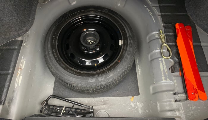 2013 Ford Classic CLXI 1.4 DIESEL, Diesel, Manual, 70,498 km, Spare Tyre