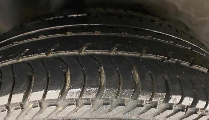 2013 Ford Classic CLXI 1.4 DIESEL, Diesel, Manual, 70,498 km, Right Rear Tyre Tread